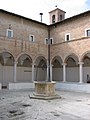 Chiostro del convento di Santa Maria delle Grazie (Senigallia)