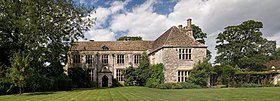 Avebury Manor