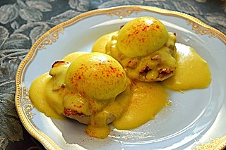 <span class="mw-page-title-main">Hollandaise sauce</span> Sauce made of egg, butter, and lemon