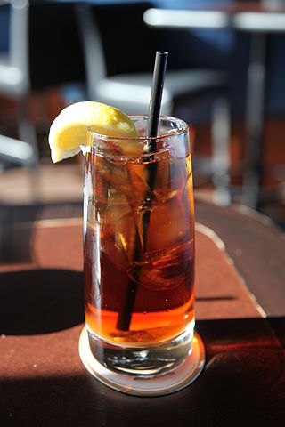 <span class="mw-page-title-main">Sweet tea</span> Style of iced tea