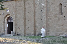 Il frate e la Chiesa della Madonna di Loreto.jpg