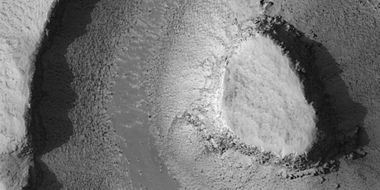 Buttes and mesas, as seen by HiRISE under HiWish program. Note: this is an enlargement of the previous image.