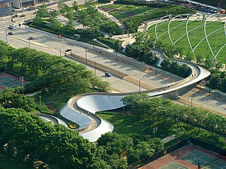 <span class="mw-page-title-main">BP Pedestrian Bridge</span> Footbridge located in Chicago