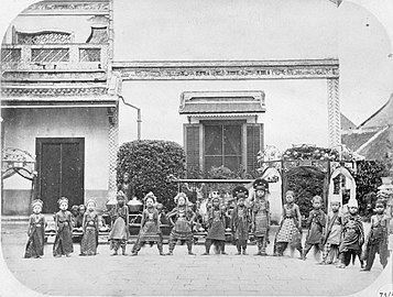 Children practiced dance with gamelan at Kebun Dalem Semarang, Dutch east Indies, circa 1867.