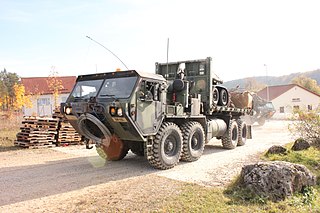 <span class="mw-page-title-main">M1120 HEMTT Load Handling System</span> 10-ton, 8×8 heavy tactical truck