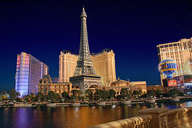 Las Vegas Paris By Night.jpg