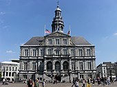 Stadhuis (op 4 mei)