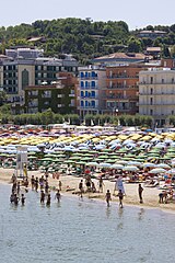 Gabicce. Alberghi sulla spiaggia2