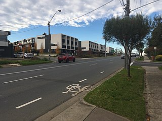 <span class="mw-page-title-main">Alphington, Victoria</span> Suburb of Melbourne, Victoria, Australia