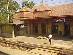 Velim train station platform