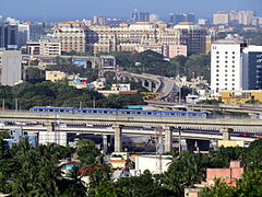 Tronçon aérien du métro de Chennai (Madras).