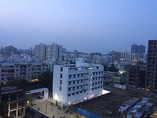 <span class="mw-page-title-main">Hadapsar</span> Suburb in Pune, Maharashtra, India