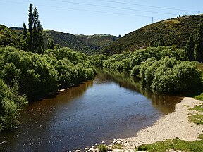 Tajeris, ištekantis iš tarpeklio