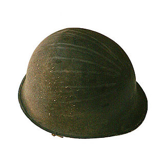 <span class="mw-page-title-main">Modèle 1951 helmet</span>