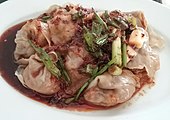 Sichuan cuisine's red oil wontons (红油抄手)