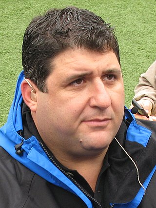 <span class="mw-page-title-main">Tony Siragusa</span> American football player and TV personality (1967–2022)