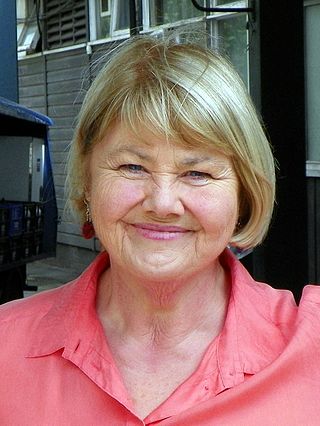 <span class="mw-page-title-main">Annette Badland</span> English actress