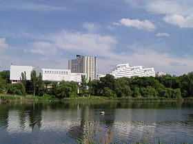 Unul din lacurile din parcul Valea Trandafirilor, sectorul Botanica