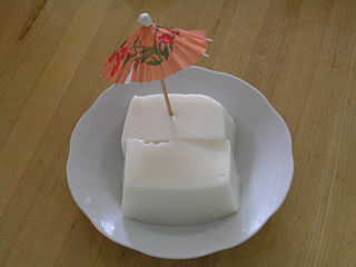 <span class="mw-page-title-main">Coconut bar</span> Chilled, gelatinous dessert made from coconut milk