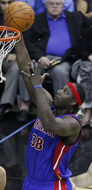 <span class="mw-page-title-main">Kwame Brown</span> American basketball player (born 1982)