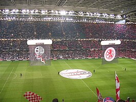 Het Millennium Stadium vlak voor de League Cup finale van 2004