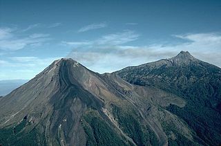 <span class="mw-page-title-main">Volcán de Colima</span> Volcano in Mexico