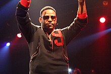 Bellinger performing in 2013 Eric Bellinger 2013.jpg