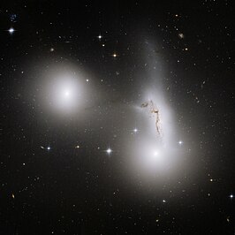 Opname van NGC 7173 (links), NGC 7174 (rechts) en NGC 7176 (onderaan)