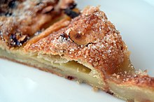 A pastry with a filling of remonce Kringle (6868378753).jpg