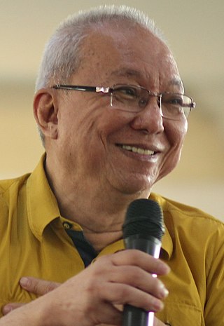 <span class="mw-page-title-main">Ricky Lee</span> Filipino screenwriter