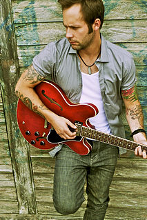 <span class="mw-page-title-main">Dallas Smith</span> Canadian musician