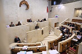 Intervención de Buruaga en el pleno del Parlamento de Cantabria (49127212927).jpg