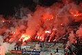 Utilisation de fumigènes par les Ultras du PAOK Salonique.