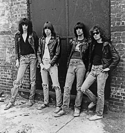 Ramones vuonna 1977.
