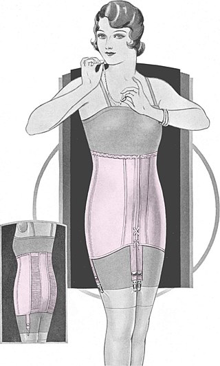 <span class="mw-page-title-main">Girdle (undergarment)</span> Form-fitting foundation garment