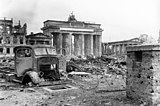 Brandenburger Tor Brandenburg Gate, June 1945