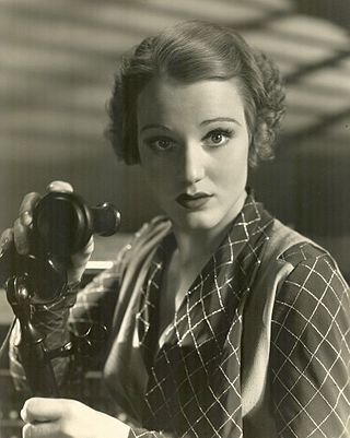 <span class="mw-page-title-main">Constance Cummings</span> American actress (1910–2005)