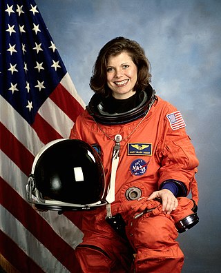 <span class="mw-page-title-main">Mary Ellen Weber</span> American astronaut (born 1962)