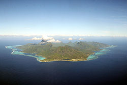 ’n Uitsig op Moorea vanuit die lug.