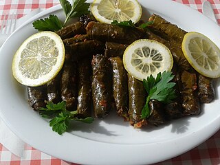 <span class="mw-page-title-main">Sarma (food)</span> Stuffed dish