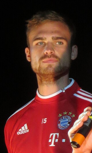 <span class="mw-page-title-main">Jan Kirchhoff</span> German footballer (born 1990)