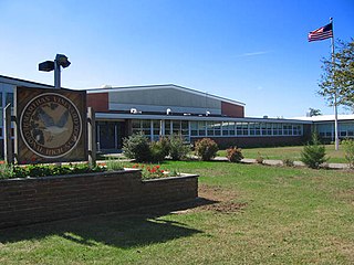 <span class="mw-page-title-main">Martha's Vineyard Regional High School</span> Public high school in Oak Bluffs, Massachusetts, United States