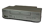 Thumbnail for File:Magnavox CMWV-405 VCR.jpg