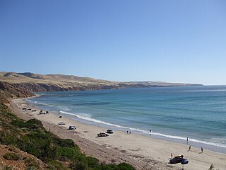 <span class="mw-page-title-main">Aldinga Bay</span> Bay in South Australia