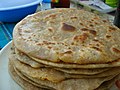 Alo Paratha (mit einer Füllung aus gekochten Kartoffeln) aus Nordindien