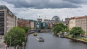 Reichstagsgebäude und ARD-Hauptstadtstudio