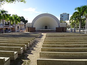 Open-air amphitheater on Calle Marina and Calle Mayor