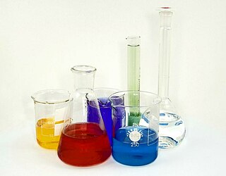 <span class="mw-page-title-main">Laboratory glassware</span> Variety of equipment usually made of glass used for scientific experiments