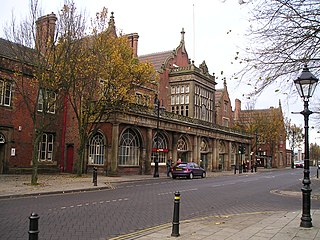 <span class="mw-page-title-main">Stoke-on-Trent railway station</span> Railway station in Staffordshire, England