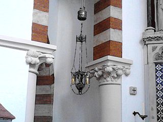 <span class="mw-page-title-main">Altar lamp</span> Permanently lit light by the tabernacle